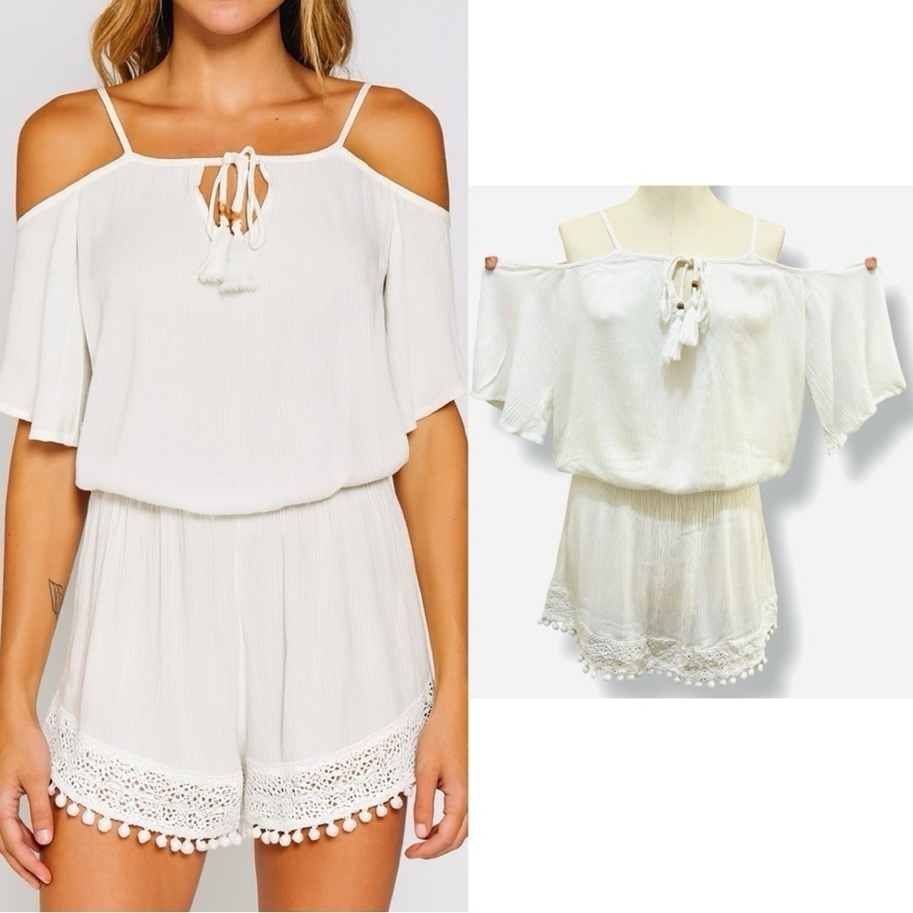 228 Versona | NWOT Boho White Cold Shoulder Tassel Trim Summer Dress (one size)